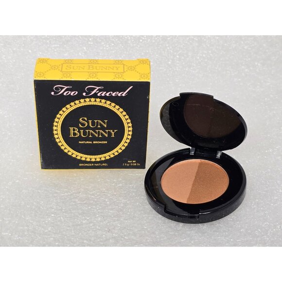 Too Faced Sun Bunny Natural Bronzer Compact .08 oz - Picture 1 of 3